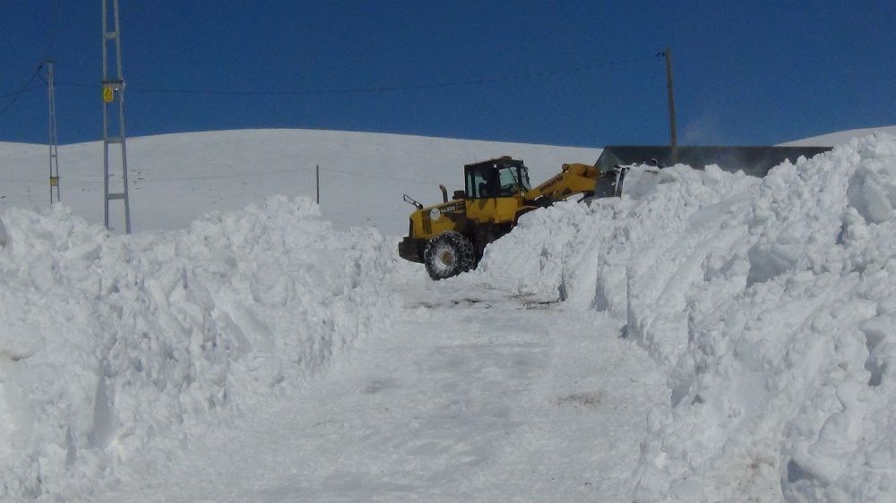 Kars'ta Kar Engeli: İl Özel İdaresi Çalışmalara Başladı - Haberler