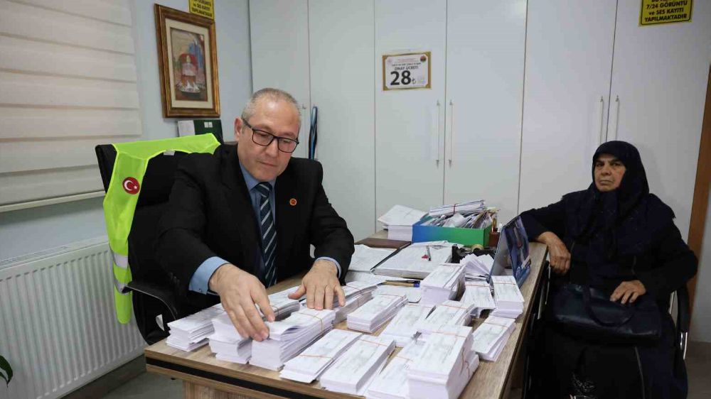 Konya'da 6 Binden Fazla Muhtar Adayı Yarışacak: Yerel Seçimlerin Önemi ve Heyecanı Artıyor
