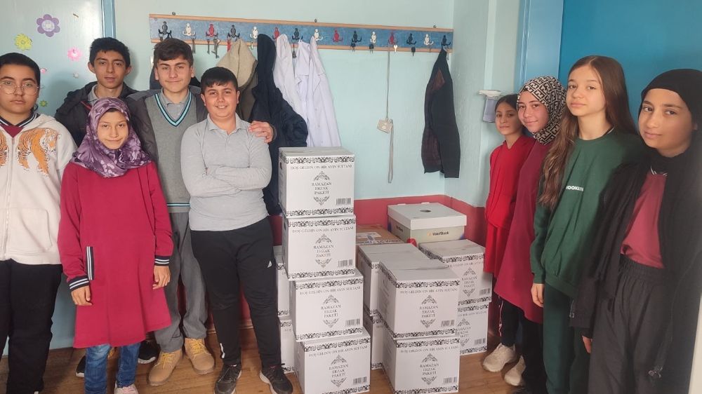 Konya'da Mutlu İmam Hatip Ortaokulu'ndan İyilik Köprüsü - Haberler
