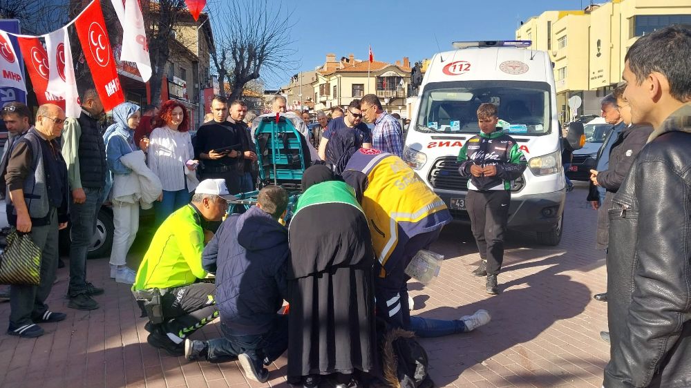 Kütahya'da motosiklet kazası; 1 kişi yaralandı