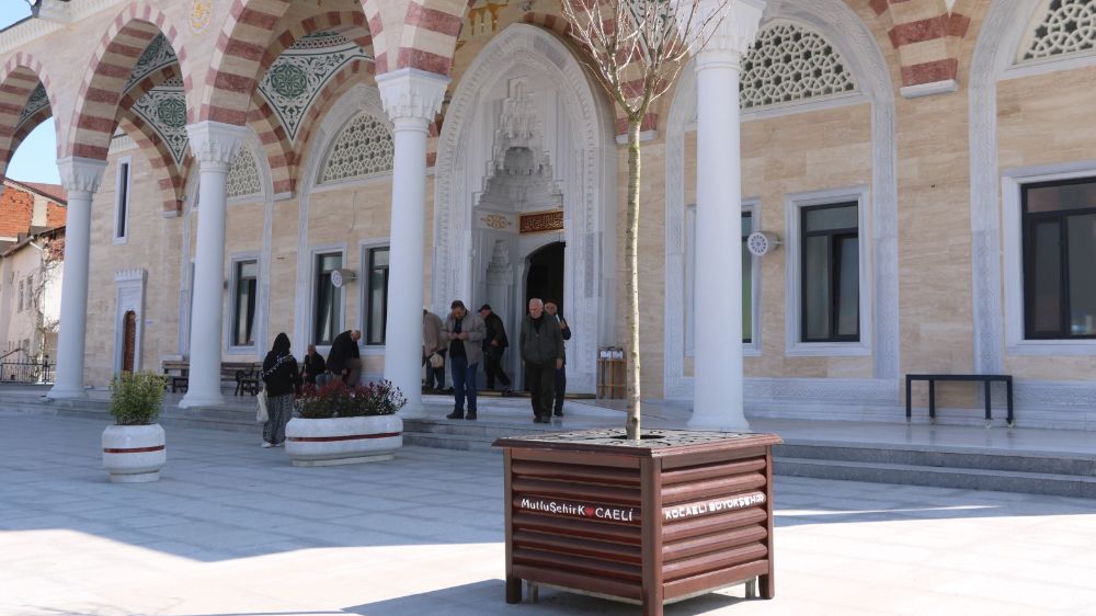 Mehmet Ali Paşa Cami meydanı artık çok daha güzel