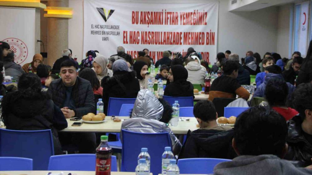 Nasrullahzade Vakfı; Her gün 350 kişilik iftar yemeği veriyor
