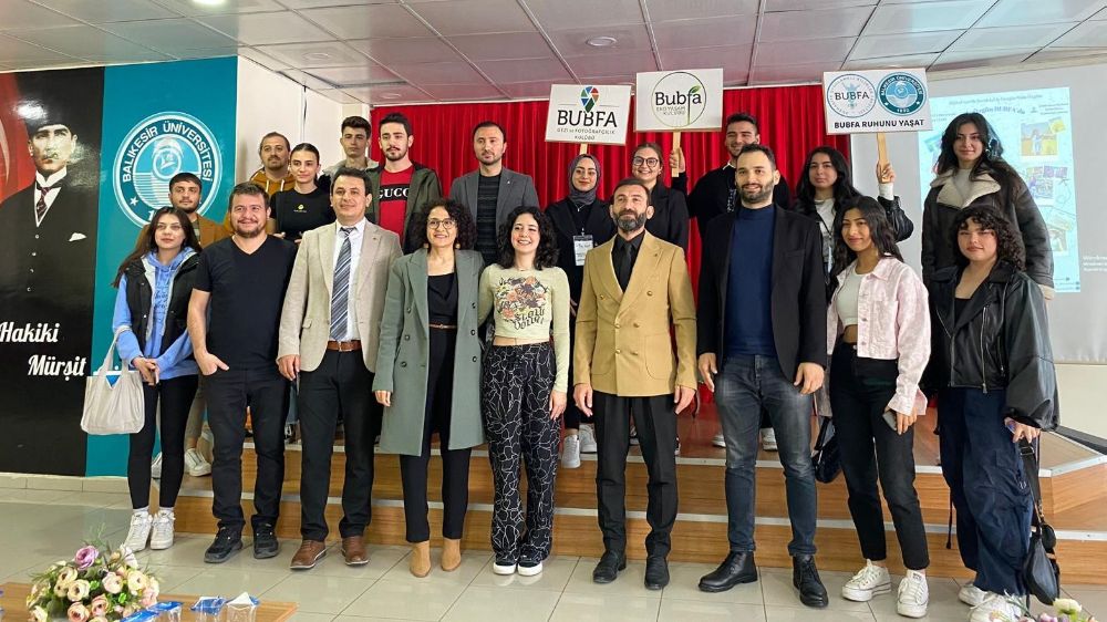 Nida Özgün, Balıkesir Üniversitesi'nde Öğrencilerle Buluştu! - Haberler