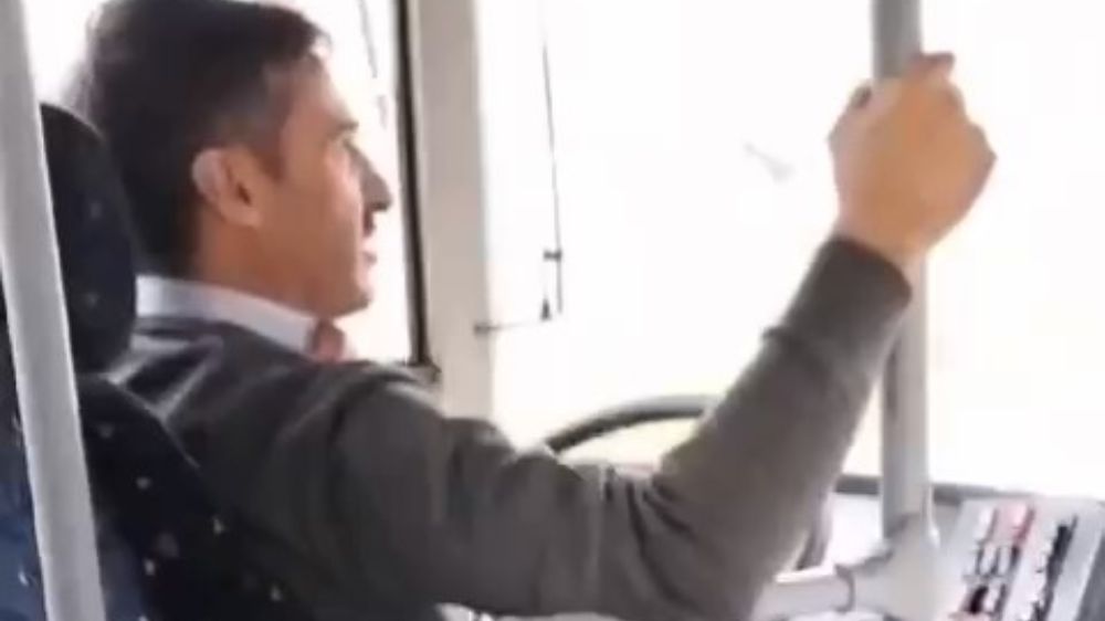 Otobüs şoförünün kadınlar günü kutlaması viral oldu