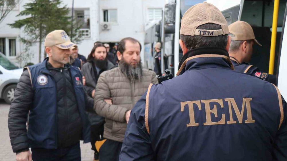 Sakarya'da DEAŞ Terör Örgütüne Yönelik Operasyonda 33 Şüpheli Gözaltına Alındı