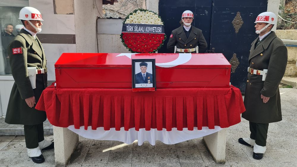 Sivas'ta Köyünde Cenaze Töreni: Kıbrıs Gazisi Osman Çiçek'in İki Yıllık Mücadelesi Son Buldu - Haberler