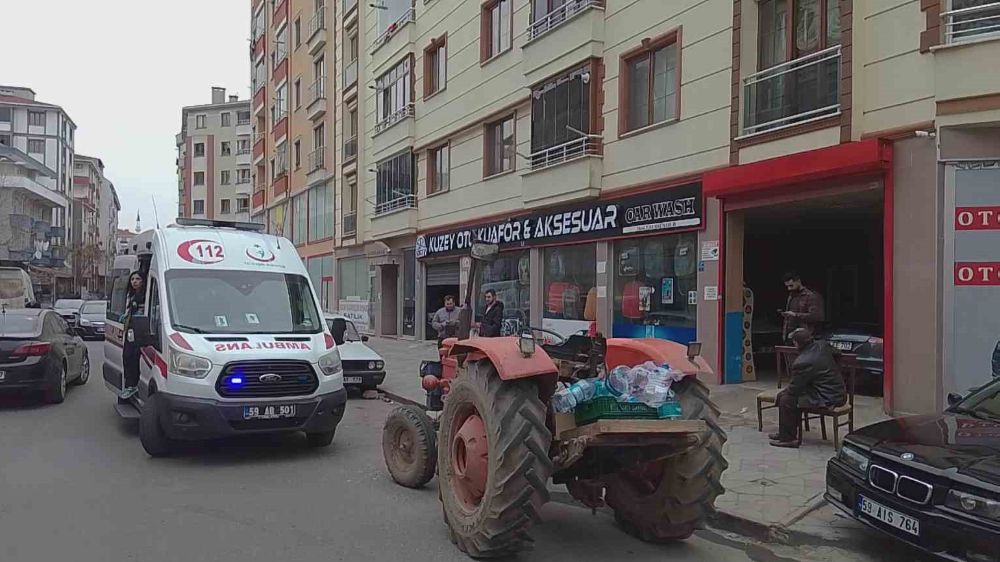 Tekirdağ'da Traktöre Binmek İsteyen Kişi Yaralandı