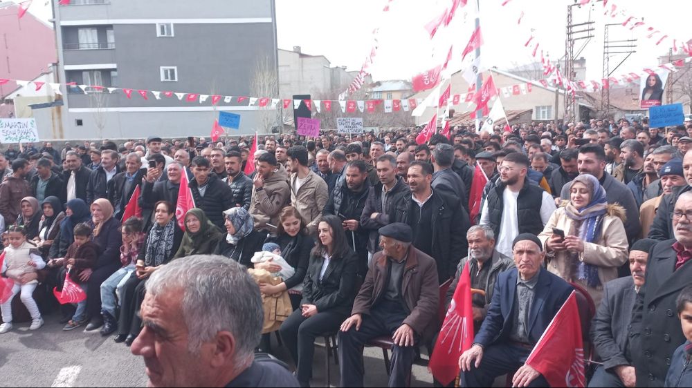 Tutak'ta Değişim Sinyali: CHP'nin Kadın Adayı Zehra Öztürk'ten Projeler! - Haberler
