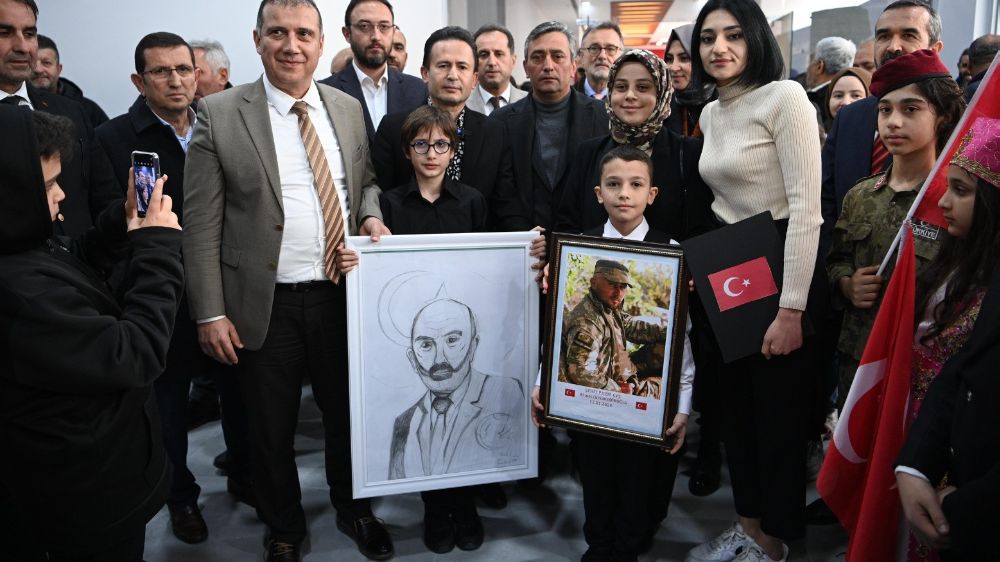 Tuzla’ya bir eser daha; Şehit Ahmet Köroğlu Kütüphanesi açıldı - Haberler