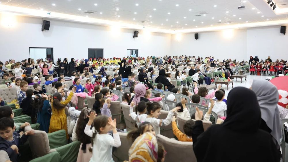 Zeki Aygün'ün Katılımıyla Derince'de Ramazan Şenliği Düzenlendi