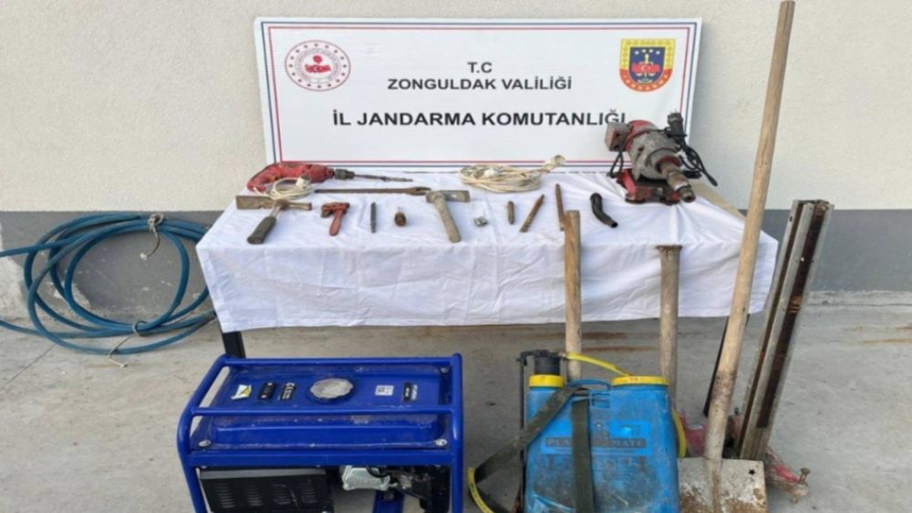 Zonguldak'ta Kaçak Kazıda Kullanılan Eşyalara El Konuldu: 2 Şüpheli Gözaltında! - Haberler