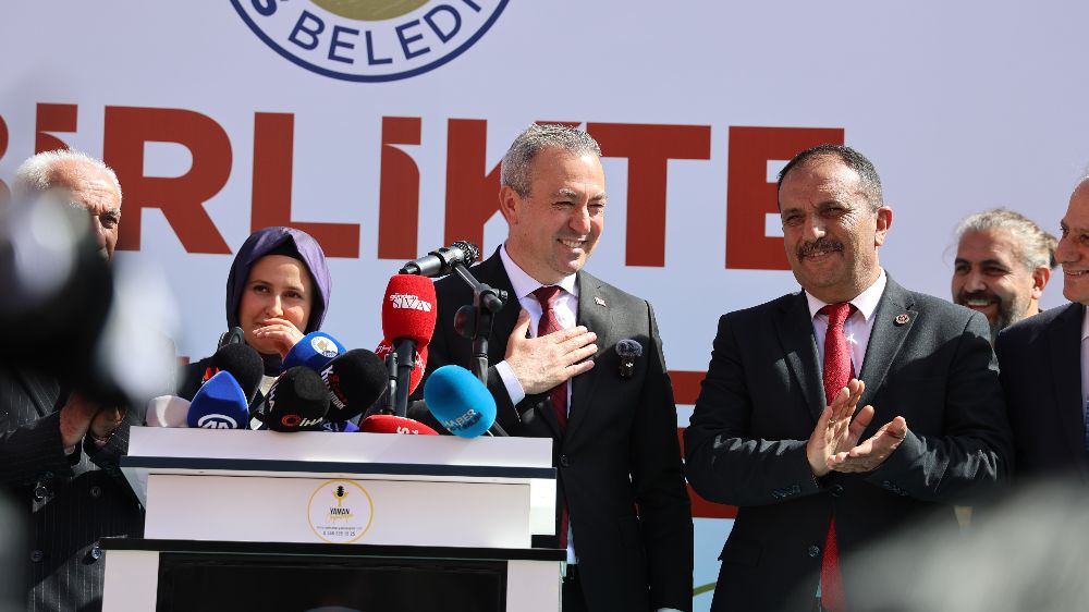Adem Uzun, Sivas Belediye Başkanı Olarak Göreve Başlamıştır - Haberler