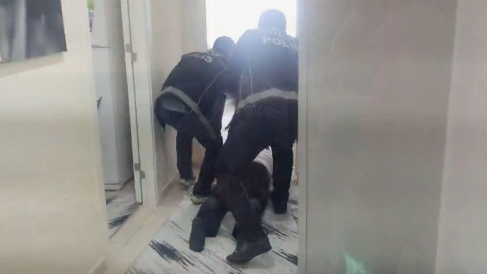 Antalya'da 34 Kilogram Esrar Ele Geçirildi, 1 Kişi Tutuklandı!