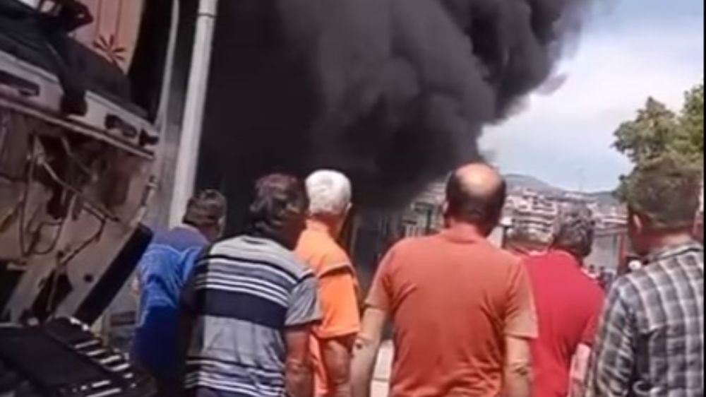Antalya’da çıkan yangın paniğe neden oldu
