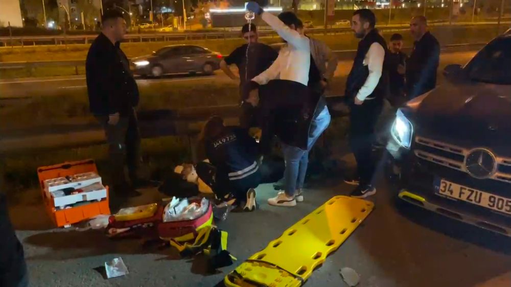 Ataşehir TEM'de Korkunç Kaza! 2 Yaralı