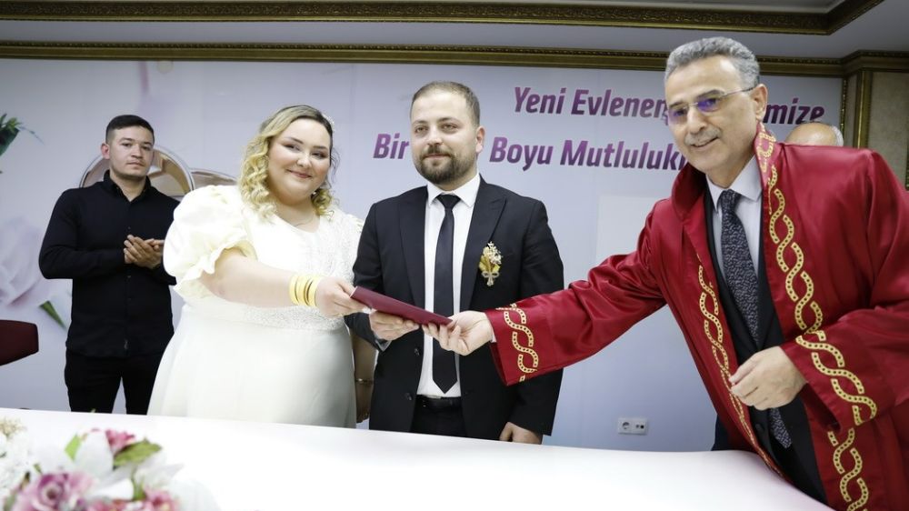 Belediye Başkanı İhsan Kurnaz'ın İlk Nikahını