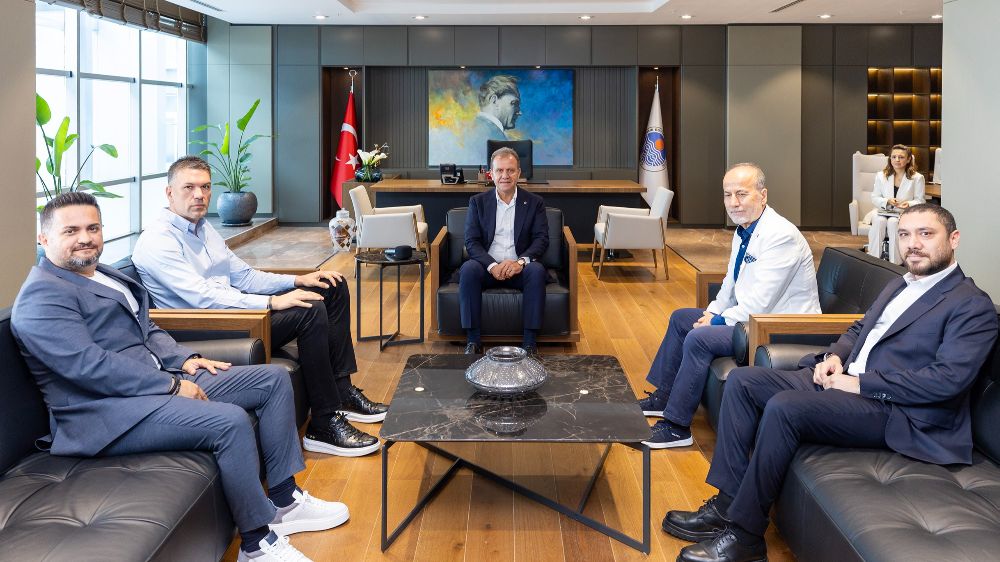 ÇBK Mersin Yönetimi  Başkan Vahap Seçer ile buluştu