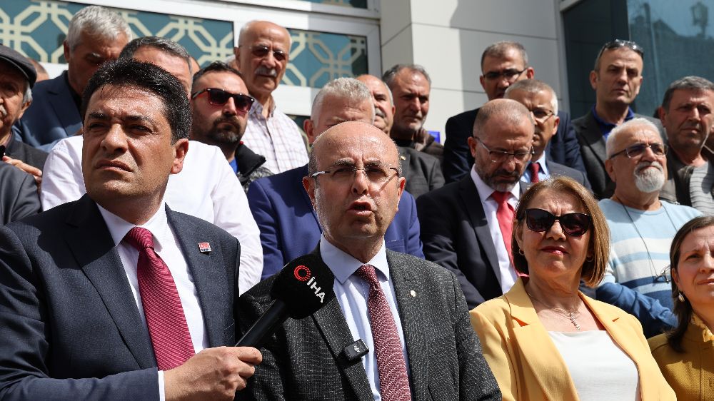 CHP'li Belediye Başkanı Selehattin Ekicioğlu; Sizler yoksunuz ama biz varız, biz kazandık