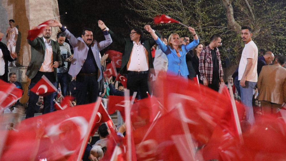 Denizli'de CHP'nin Başarısı: 15 İlçede Zafer - Haberler