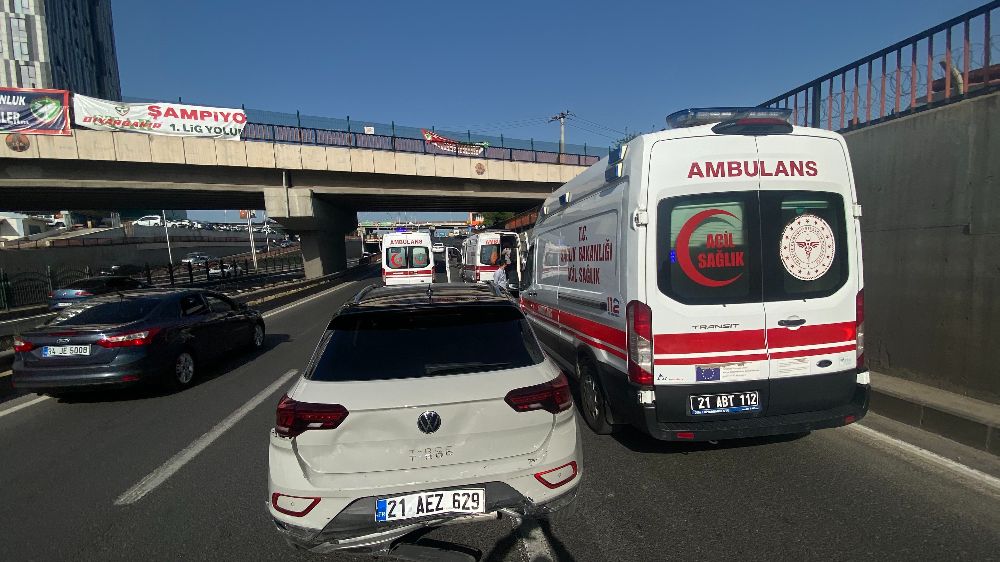 Diyarbakır’da feci kaza; 7 kişi yaralandı