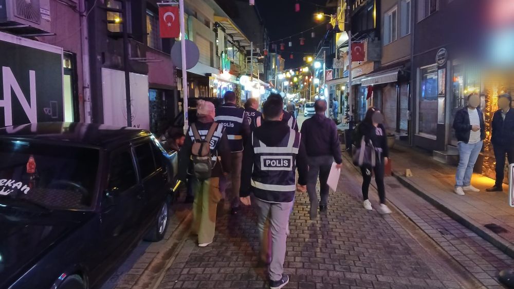 Eskişehir'de Polis Ekiplerinden Huzur Operasyonu