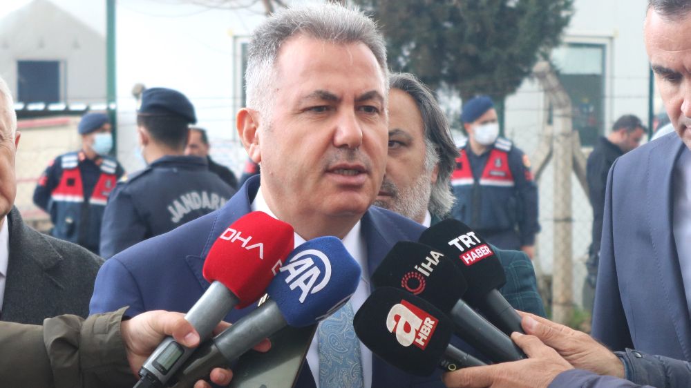  İzmir Valisi Süleyman Elban, "Valiliğimize bildirilen herhangi bir olumsuzluk bulunmamaktadır" 