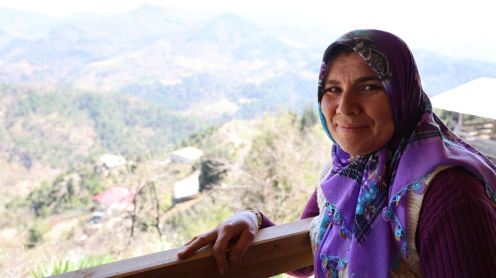 Kozan'da Kadın Muhtar Devrimi: Hatice Akkaya 99 Oy Aldı
