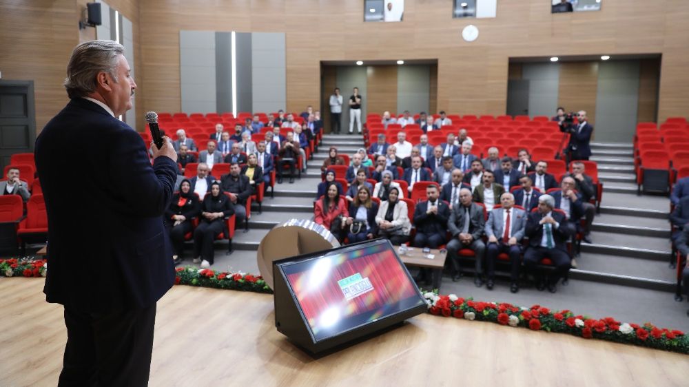 Melikgazi Belediye Başkanı Palancıoğlu  Muhtarlarla bir araya geldi
