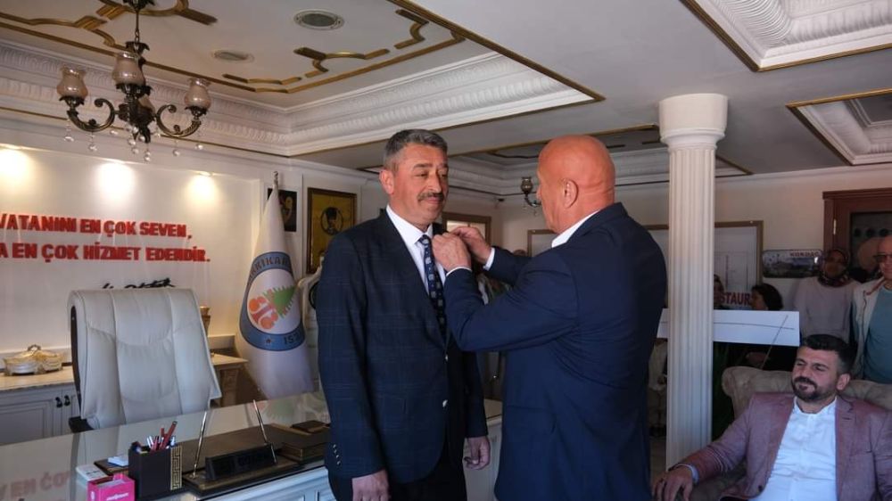 Şarkikaraağaç Belediye Başkanı Başkanı  Ali Göçer, görevi devraldı 