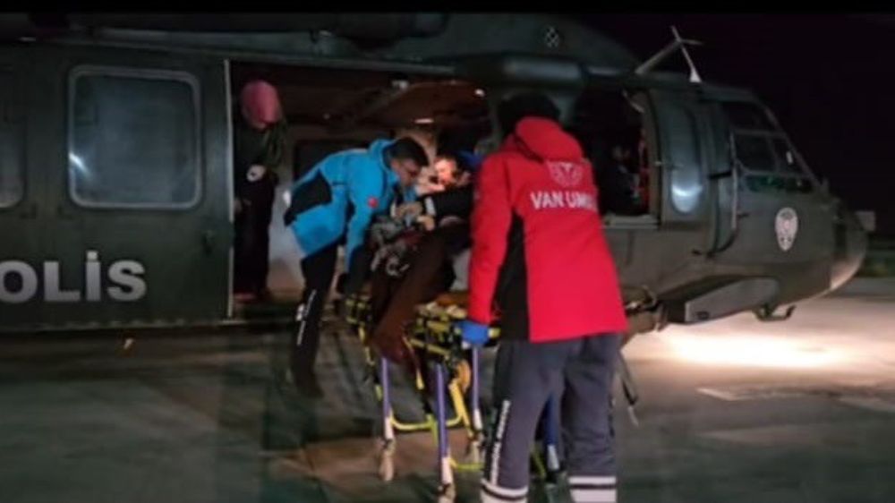 Van'da kalp krizi geçiren hasta helikopter ile sevk edildi