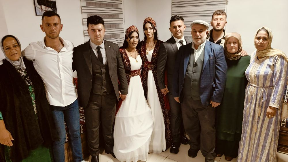 Yozgat'ta Aynı Anda Düğün! Faslı Gelinler Türk Damatlarla Evlendi