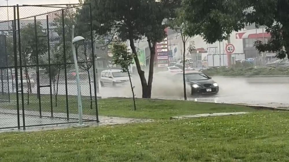 Ankara’da yağmur etkisini gösterdi 