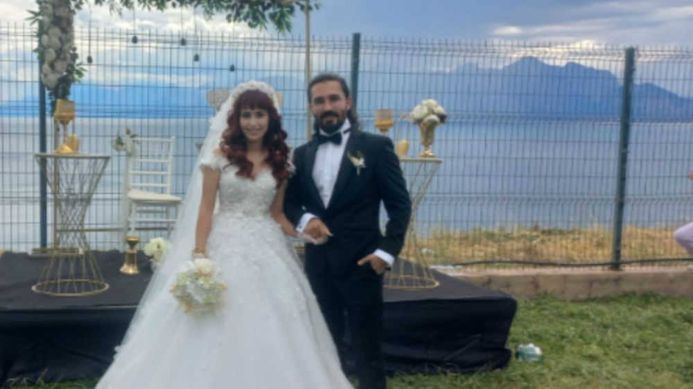 Antalya'nın sevilen simalarından avukat Emin Dağtaş ve İrem Bulut, dünya evine girdi. 
