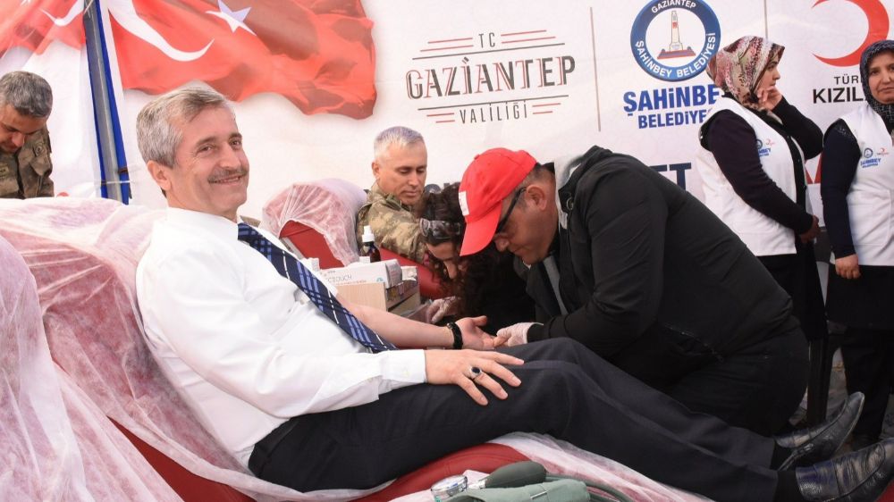 Başkan Tahmazoğlu, vatandaşları kan bağışına davet etti