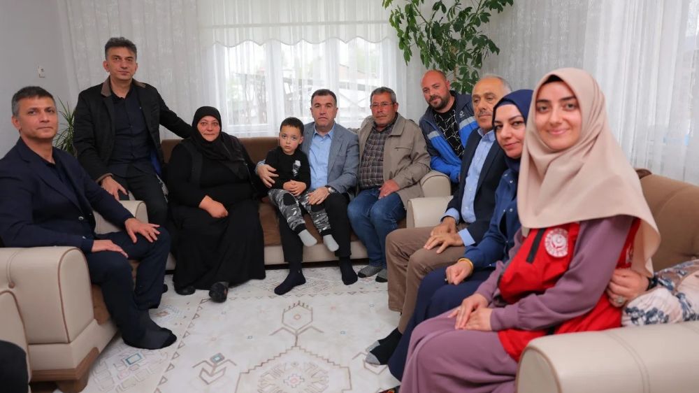 Bayburt Valisi Mustafa Eldivan Anneler Günü’nde Şehit Annelerini Ziyaret Etti!