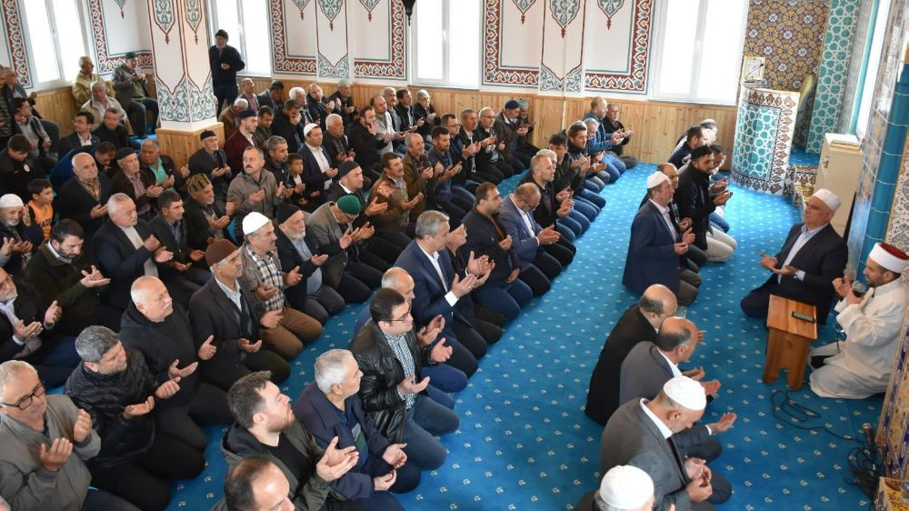 Bilecik'te Yapımı Tamamlanan Cami İbadete Açıldı