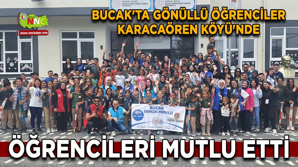 Bucak'ta Gönüllü Öğrenciler Karacaören Köyü'ndeki Öğrencileri Mutlu Etti