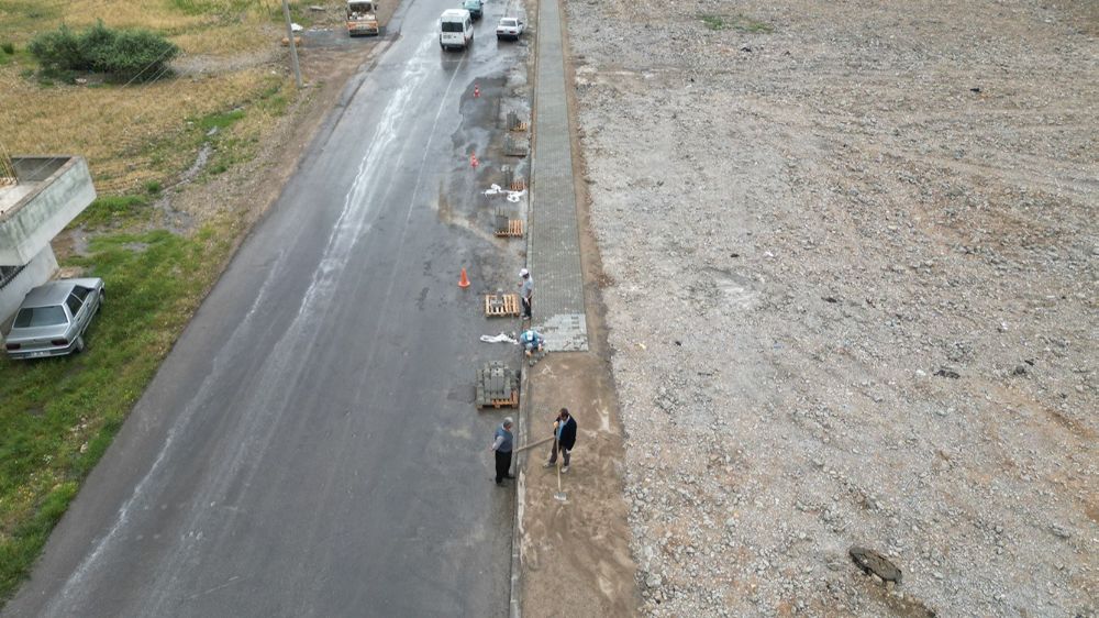 Dulkadiroğlu Belediyesi, kaldırım onarımlarına hız verdi
