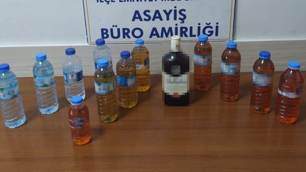 Konya'nın Akşehir İlçesinde Sahte Alkol Ticareti: Satıcı Tutuklandı