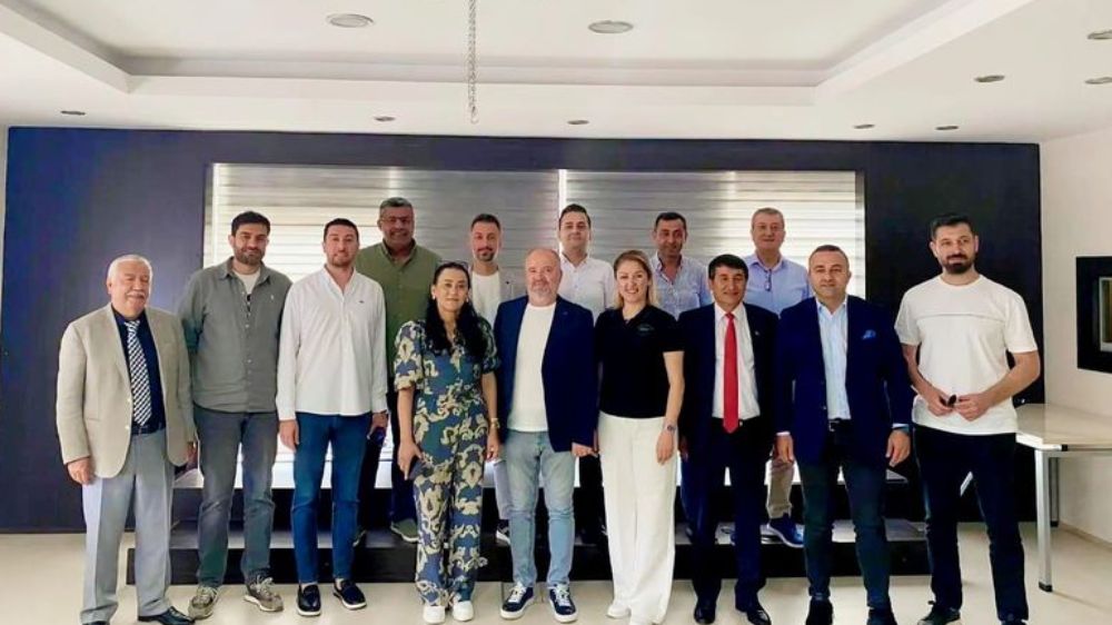  Muratpaşa Belediyesi Spor Kulübü’nün 13 kişiden oluşan yeni yönetim kadrosunun görev dağılımı belli oldu