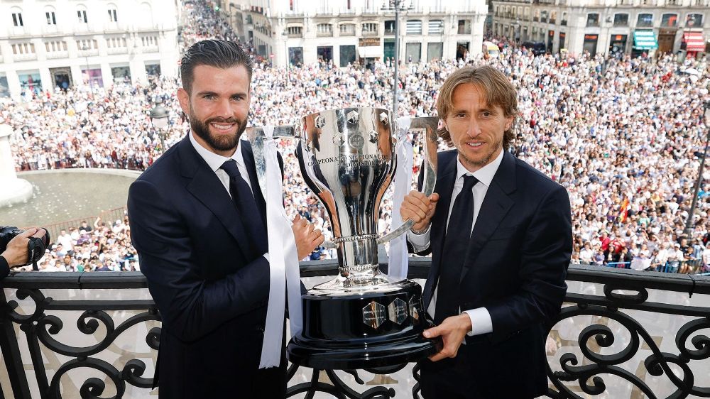 Real Madrid La Liga'da Şampiyon! Madrid'de Şampiyonluk Turu! 