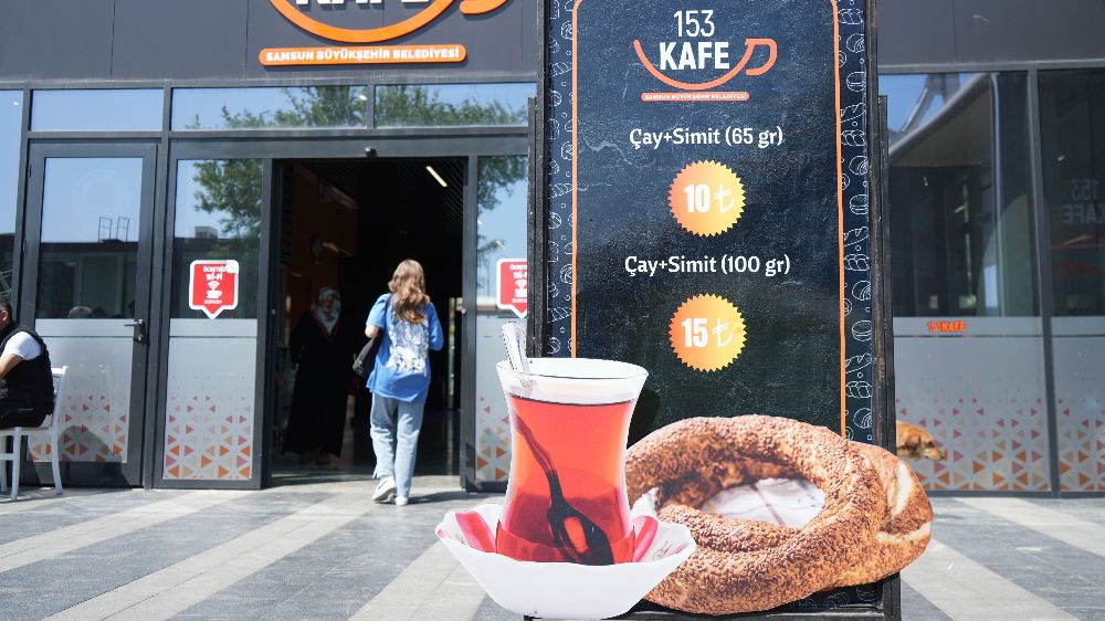 Samsun Büyükşehir Belediyesi 153 Kafe'de çay-simit 10 TL