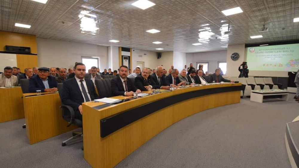 Sandıklı Belediye Başkanı Adnan Öztaş, Afyonkarahisar Çevre Hizmetleri Birliği Başkanlığı'na Seçildi