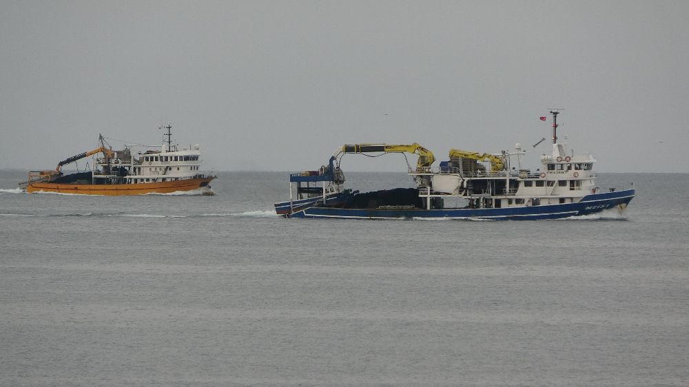 Türk Balıkçı Tekneleri Okyanuslarda Avlanıyor!