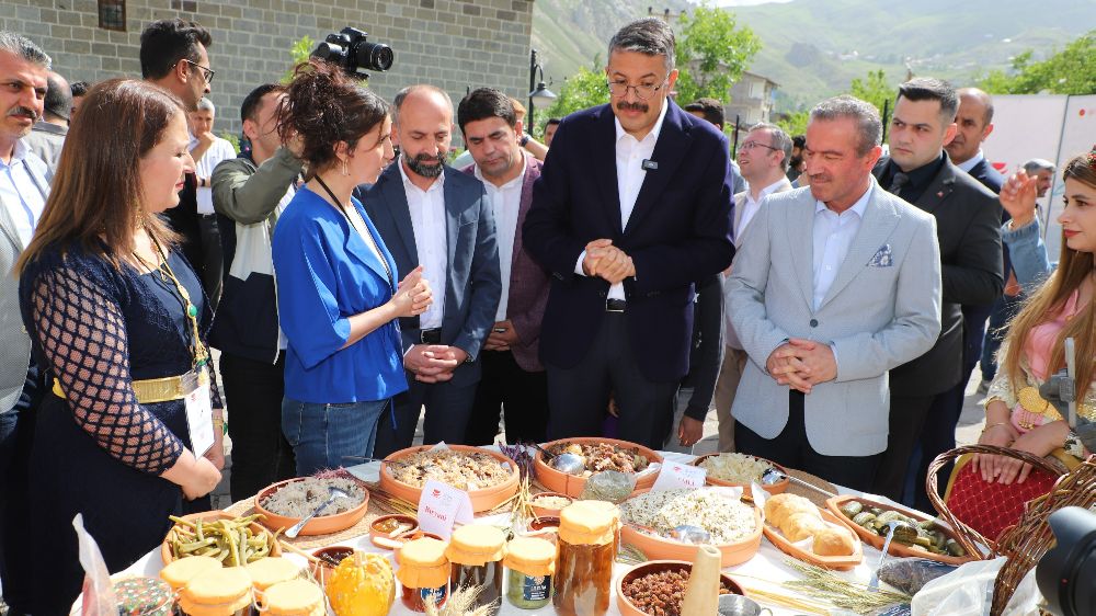‘Türk Mutfağı Haftası’ Hakkari'de yöresel lezzet festivali ile kutlandı