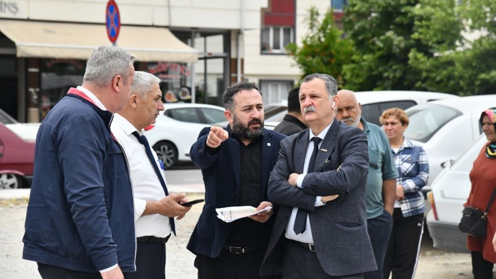 Yunusemre Belediye Başkanı Semih Balaban, mahalle ziyaretlerini sürdürüyor.
