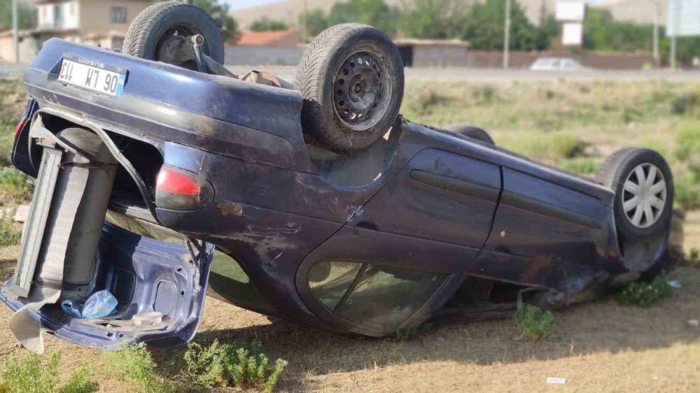 Afyonkarahisar’da otomobil takla attı  sürücü hayatını kaybetti