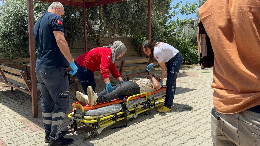 Antalya'da kavga 22 yaşındaki genç yaralandı