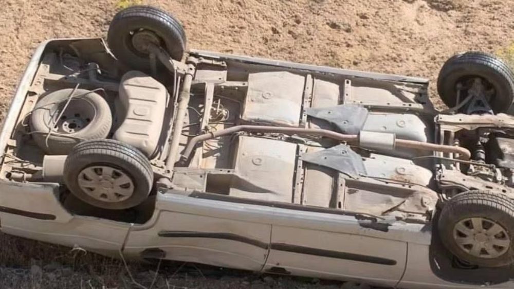 Elazığ'da kaza otomobil takla attı