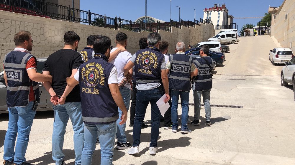 Elazığ’da silah saldırı olayında 2 şüpheli tutuklandı 